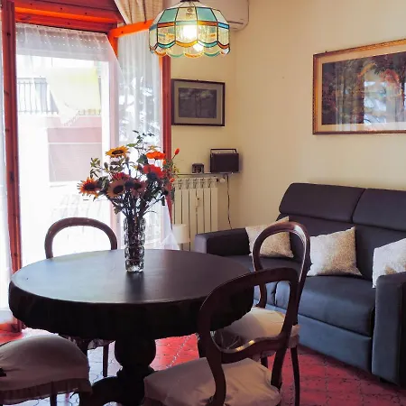 H11 Terrazzo Al Mare - - Spiagge Apartman *